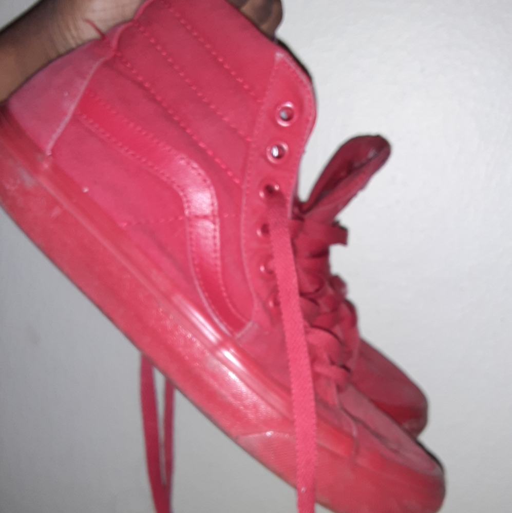 Vans - Picture 2 of 4